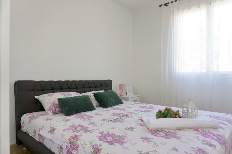 Nina Apartment Trebinje Exterior photo