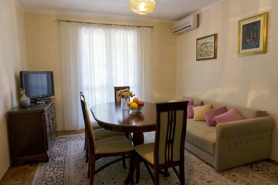 Nina Apartment Trebinje Exterior photo